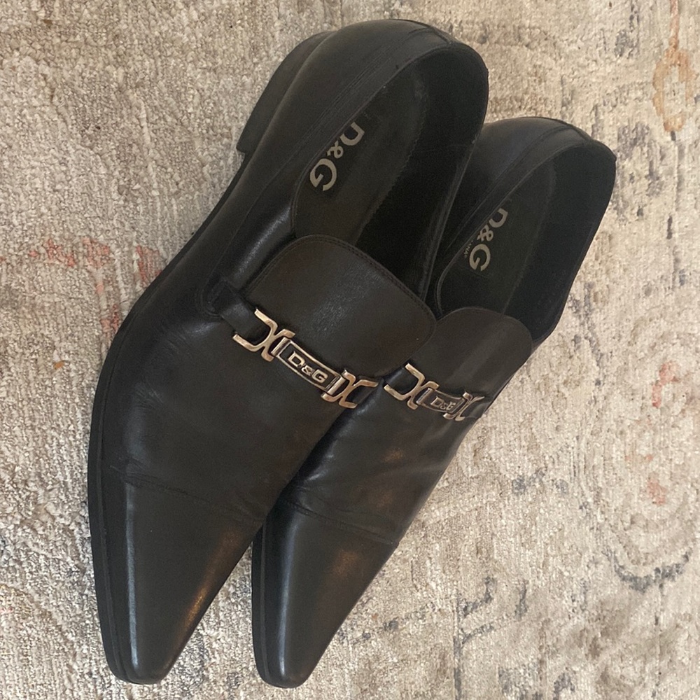 Dolce & Gabbana black leather loafers